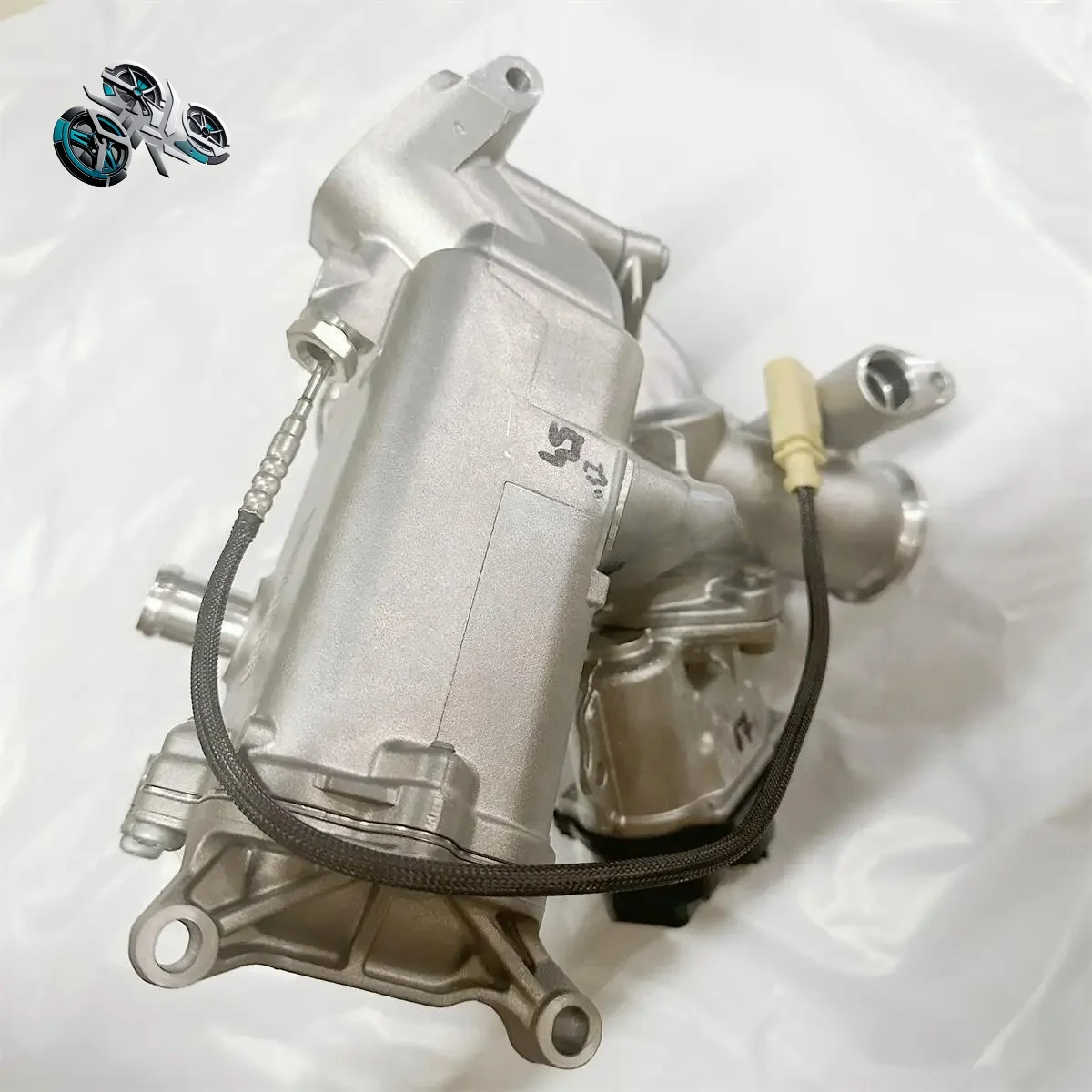 

Прочные 059131515FS/059131515CG/0591315DG Охладители EGR | Высокоэффективное охлаждение для дизельных силовых щитков Touareg, Q5, Q7 3.0L