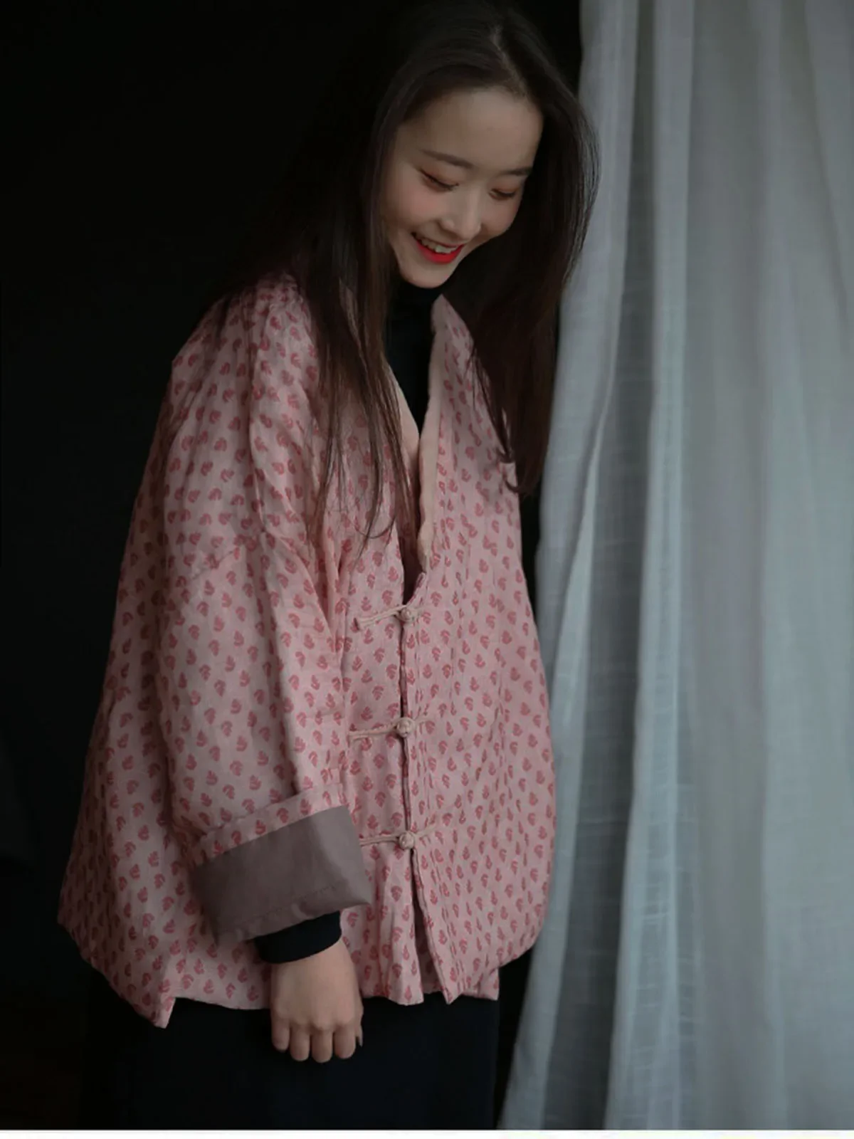 المرأة الكتان المطبوعة قصيرة سترة مبطنة بالقطن الرجعية Hanfu الجانب سترة صينية مشبك فضفاض رقيقة ضوء أسفل سترة مبطنة بالقطن