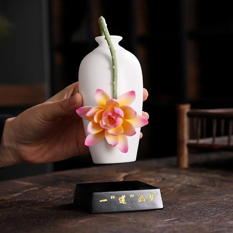 Handmade lotus ornament ceramic small vase living room tea room Bogu rack coffee table wine cabinet desktop decoration