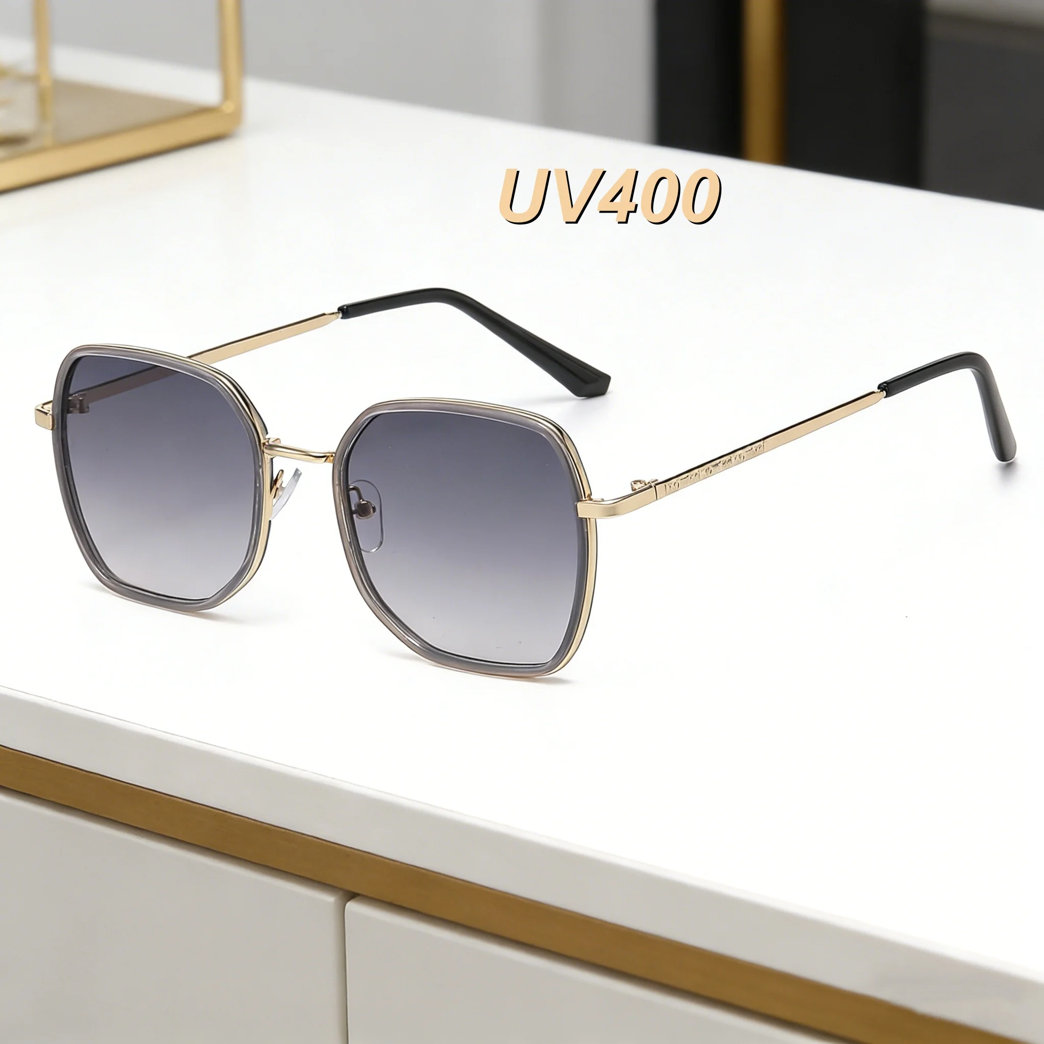 

2026 New Fashionable Personalized Luxury Polygonal Women's Sunglasses Retro Outdoor Neutral High Quality UV400 Sunscreen Glasses