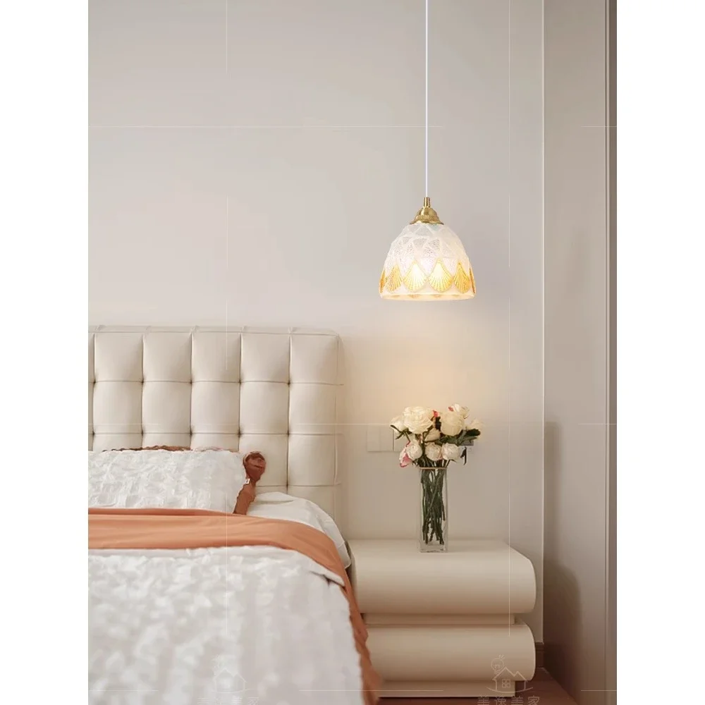 French retro restaurant lights, modern and minimalist colored seashells, bedroom bedside pendant lights, creative balcony hallwa