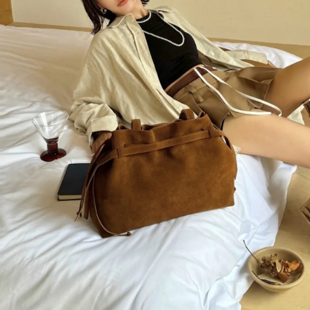 

High-texture Autumn and Winter Suede Portable Tote Bag Women's 2025 New Trendy Large-capacity Commuter Shoulder Armpit Bag