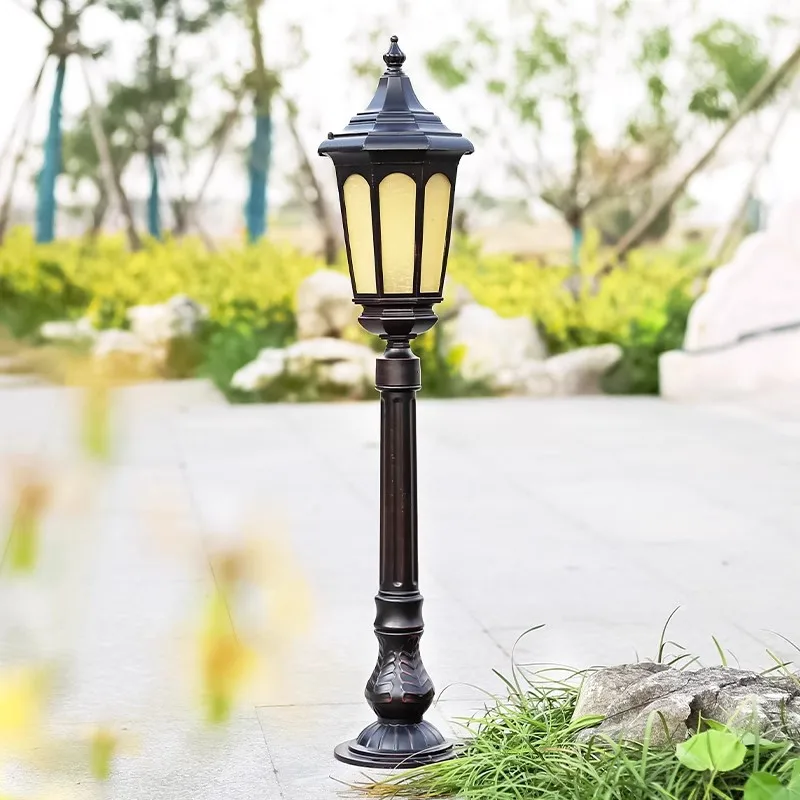 Outdoor Waterproof Aluminum LED Lawn Lights IP65 Grass-Level Lighting for Residential And Park Environments