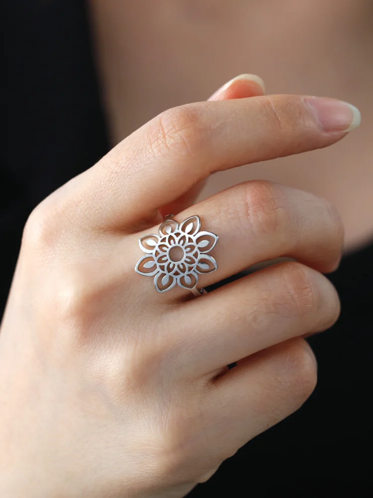 

Кольцо из титановой стали с цветком лотоса, богемное волнообразное кольцо из нержавеющей стали, свадебный подарок, модное регулируемое кольцо для женщин