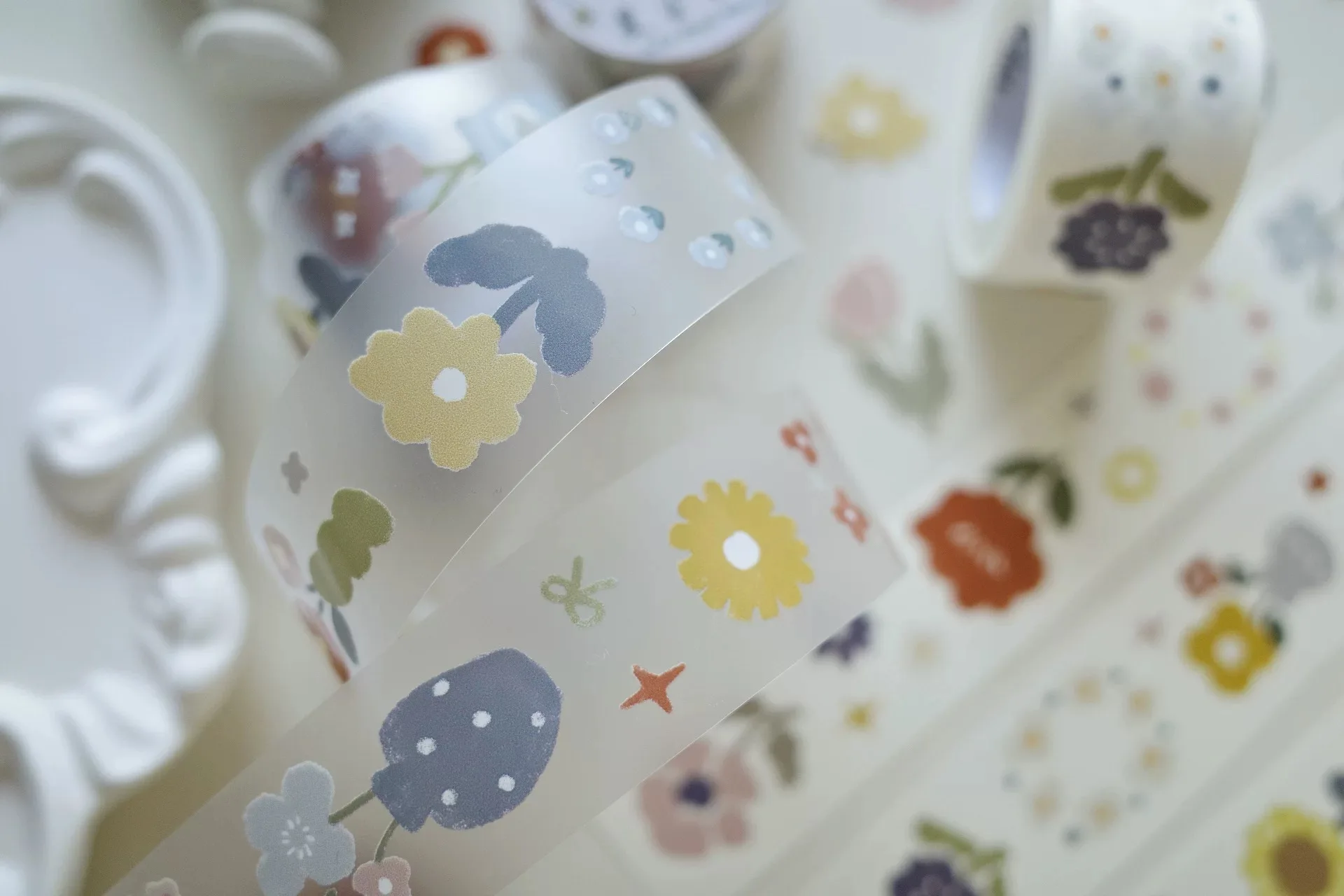 YiEr Studio Vintage Little Flower Washi PET Tape Planner DIY Card Making Scrapbooking Plan Decorative Sticker