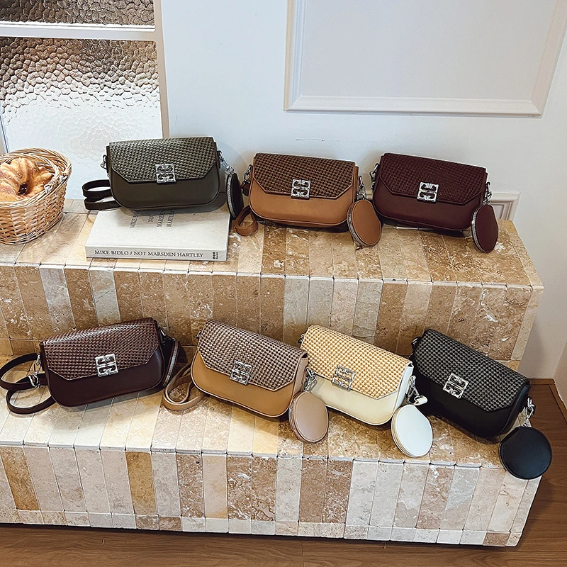 

Luxurious Ladies Handbag Satin Top Handle Bag with Beaded Trim Suitable for Proms Formal Dinners and Special Occasions