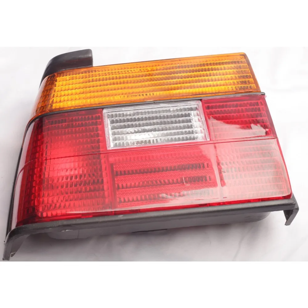 Left Right Auto Rear Tail Light for VW J.etta MK2