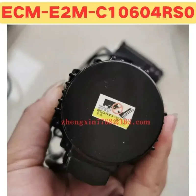 Servomotore usato ECM-E2M-C10604RS0 ECM E2M C10604RS0 Funzione normale Testata OK