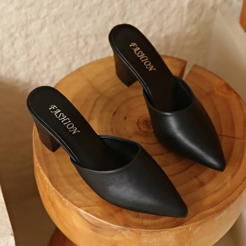 

Новинка 2024 года, летние лаконичные женские тапочки с острым носком, модные туфли-лодочки для вечеринок на тонком низком каблуке, туфли-лодочки без шнуровки, большие размеры 41 42