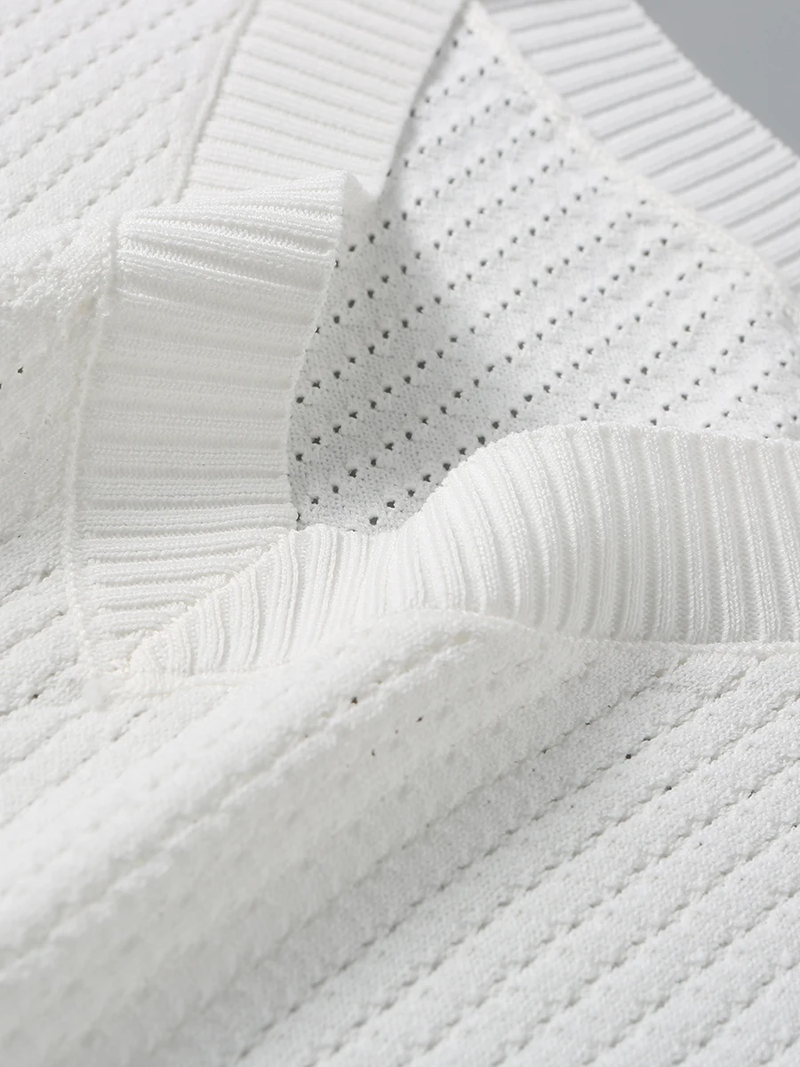 Slim Fit ort Sve Knitted Sweater Casual round Ne f Sve Base irt Youth Summer Top Faionable Breathable Men'swear