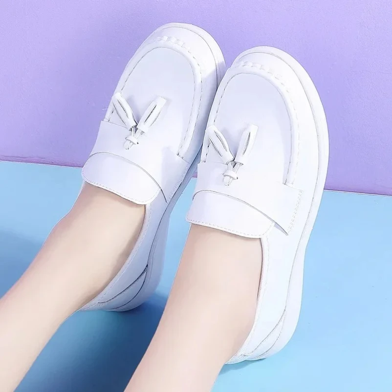 2025 النساء المتسكعون لينة أحذية تمريض حذاء مسطح الكاكي جودة عالية موضة الربيع الأحذية الإناث النساء قفل معدني المتسكعون زلة #4