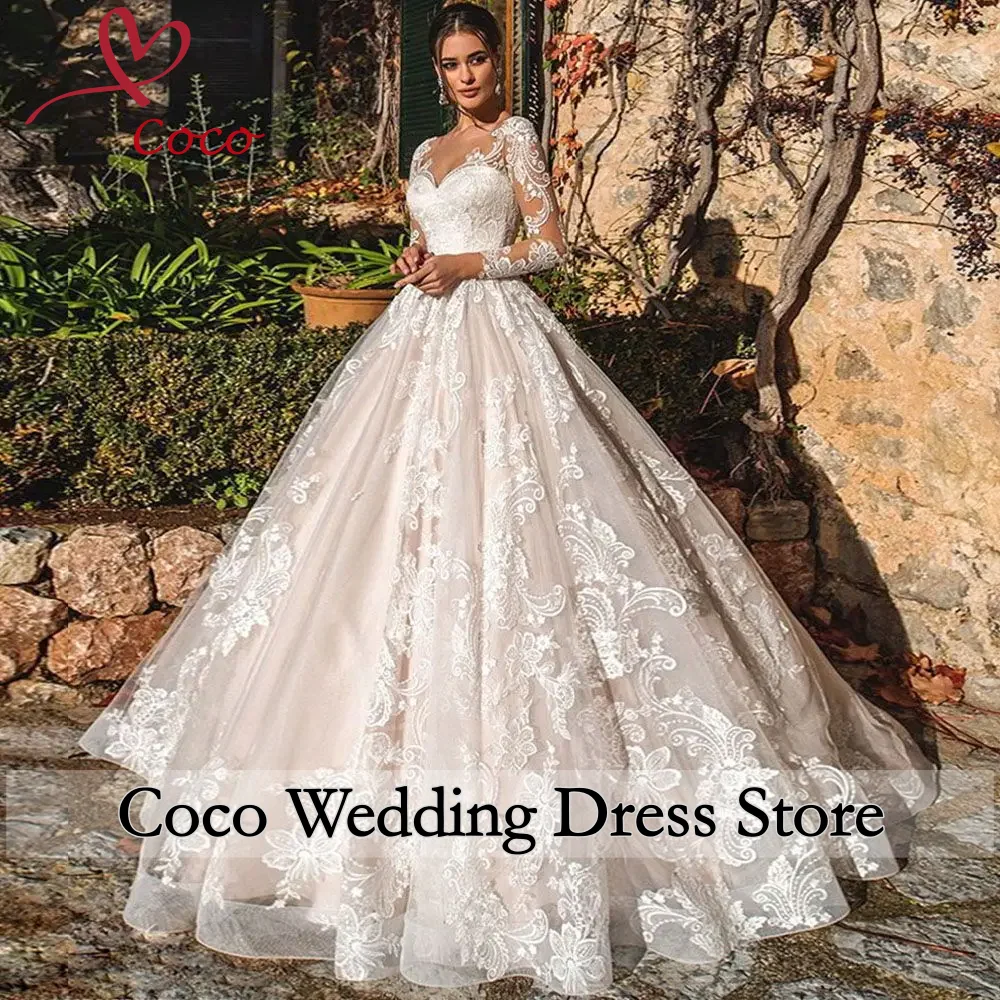 Customised Elegant Illusion Long Sleeve Vintage Wedding Dresses Scoop Neck  Appliques Court Train Tulle A Line Bridal Gown