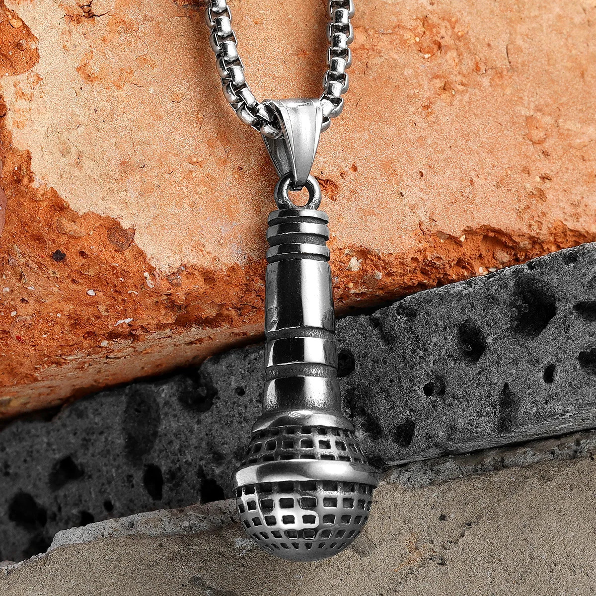 Microphone Men Necklaces Pendant Stainless Steel Jewelry For Male Women Simple Punk Hip Hop Fashion Accessories Gifts Wholesale