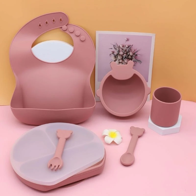 

J15U детский силиконовый нагрудник, разделенная обеденная тарелка, присоска, ложка, вилка, набор чашек для воды, тренировочная