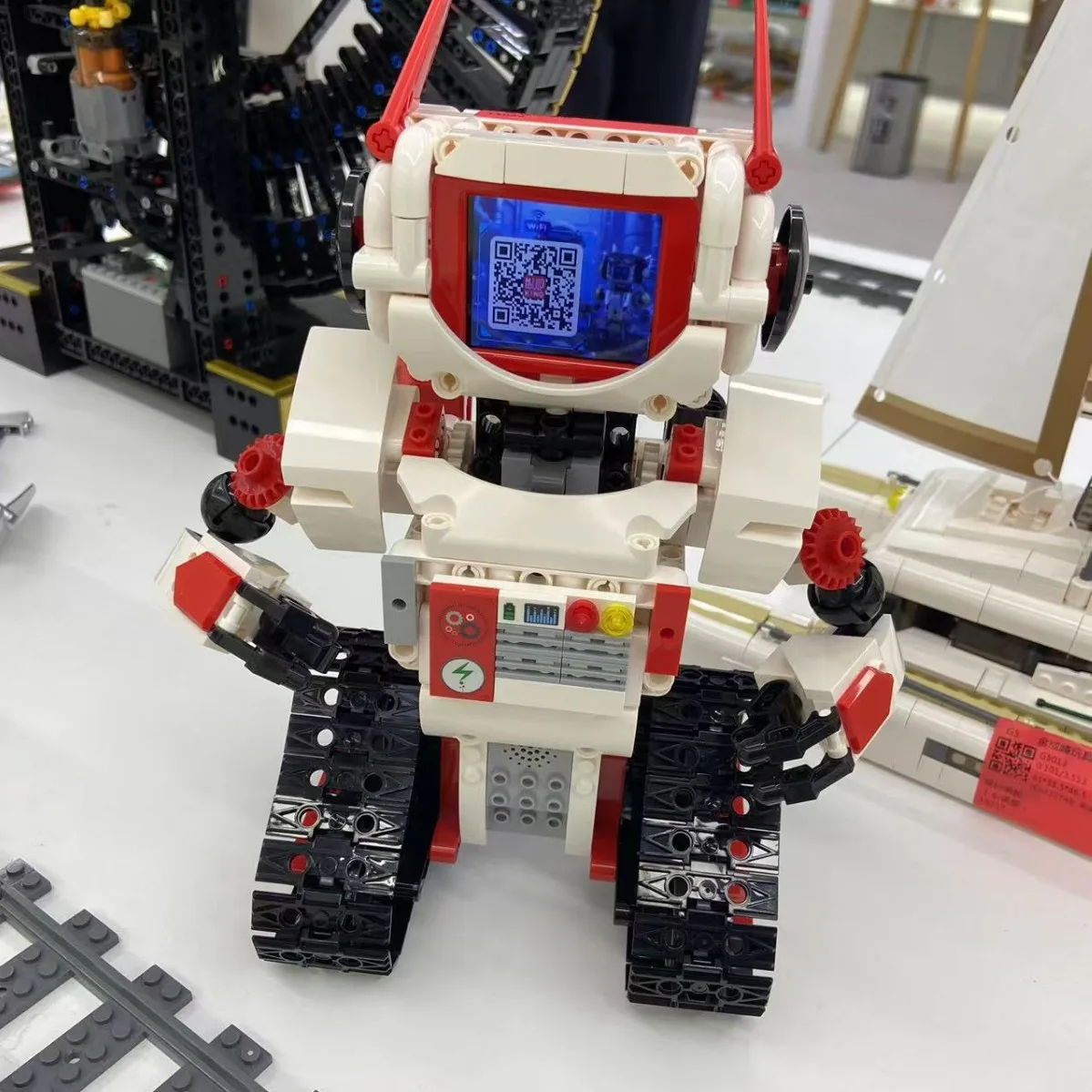 

Интеллектуальный робот-конструктор, интерактивная игрушка с голосовым управлением, подарок для мальчика, радиоуправляемый робот, требующий самостоятельной сборки