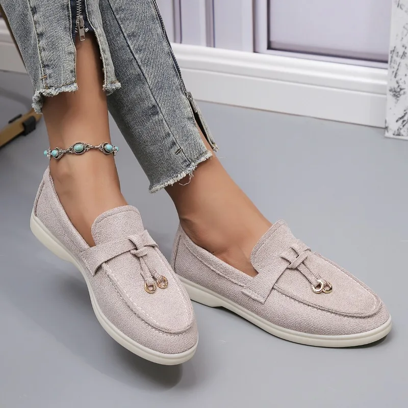 New Women Loafers Slip on Ladies Flats Brand Spring Autumn Casual Flat Shoes Leather Cashmere Single Shoes Plus Size 43