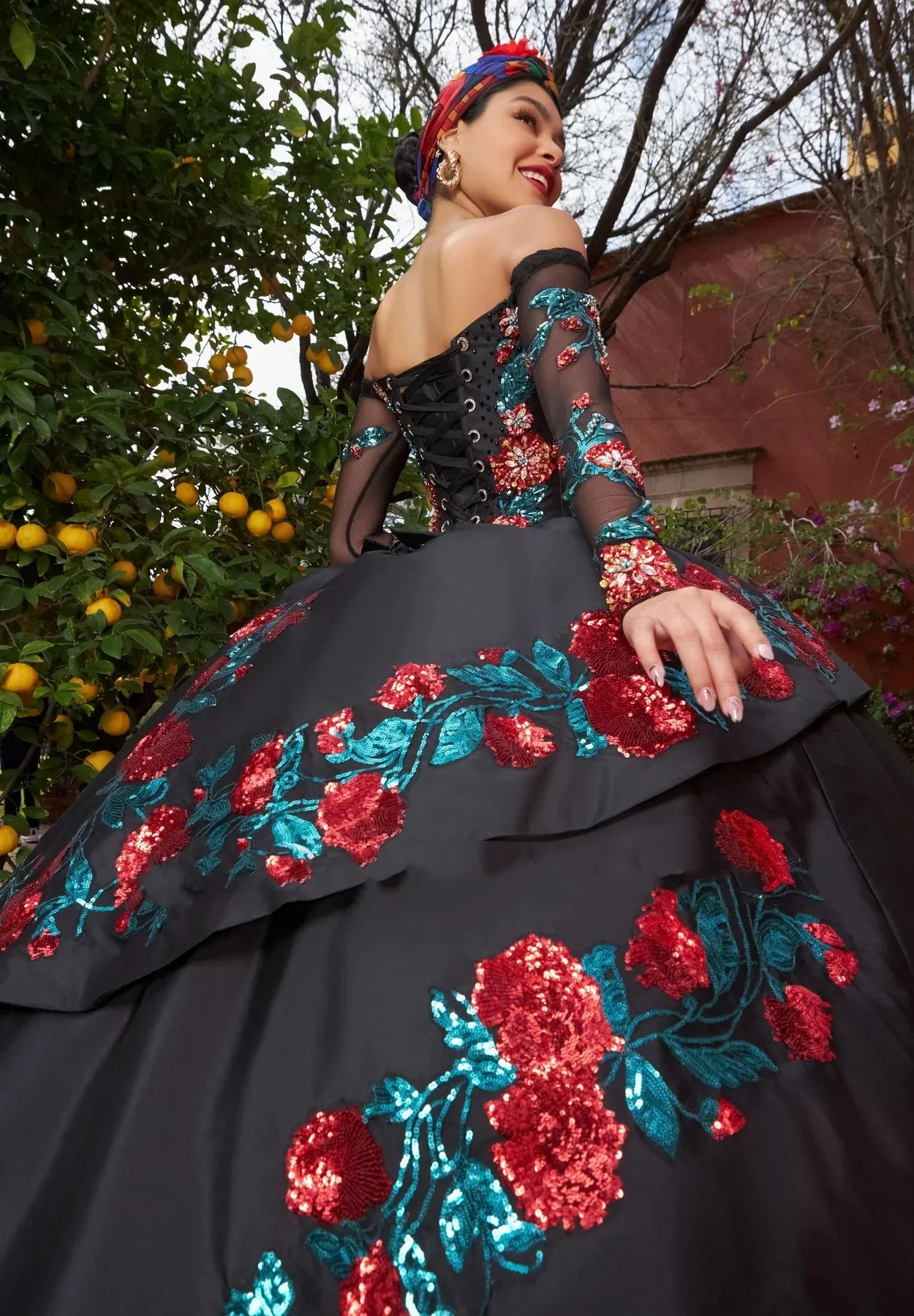 Black Charro Quinceanera Dresses Ball Gown Long Sleeves Tulle Appliques Beaded Puffy Mexican Sweet 16 Dresses 15 Anos