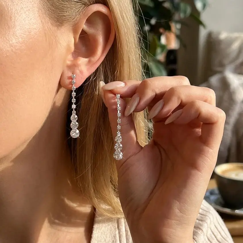 Luxury Crystal Long Drop Earrings for Women Simple Elegant Silver Color Rhinestone Tassel Earrings Wedding Bridal Jewelry Gifts