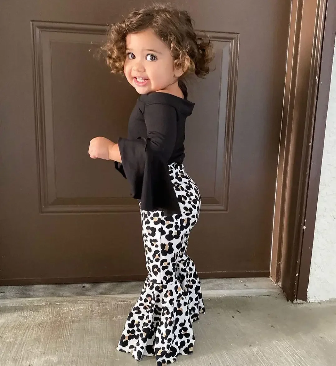 

INS Baby Girls Black Flared Sleeve Blouses + Leopard Print Flared Pants 2 Pcs Suit Set Kids Cotton T Shirts Toddler Girl Clothes