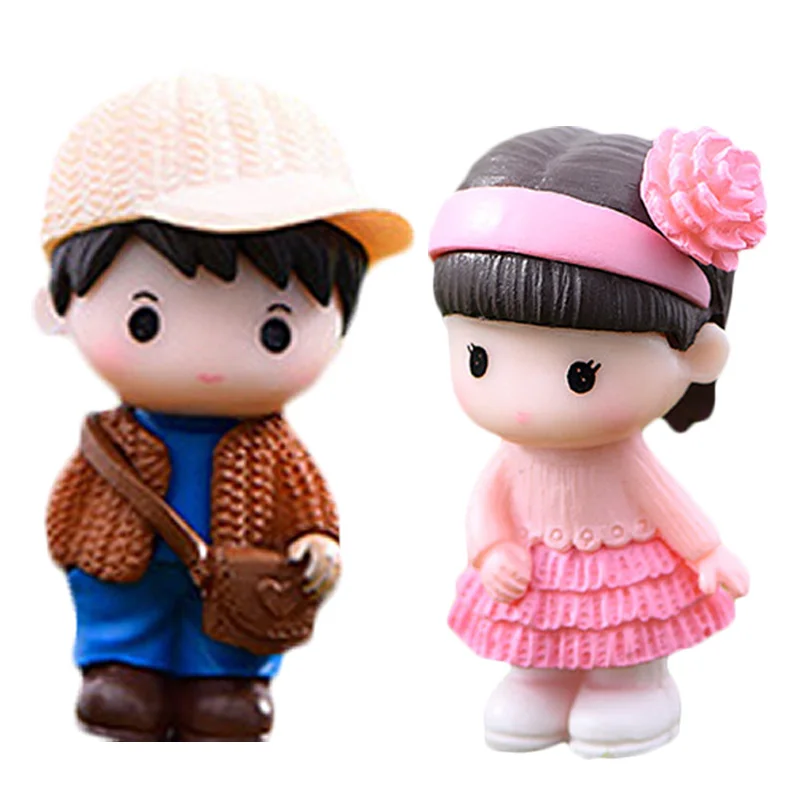 4PCS Sweety Lovers Couple Chair Figurines Miniatures Fairy Garden Gnome Moss Terrariums Resin Crafts Home Decoration