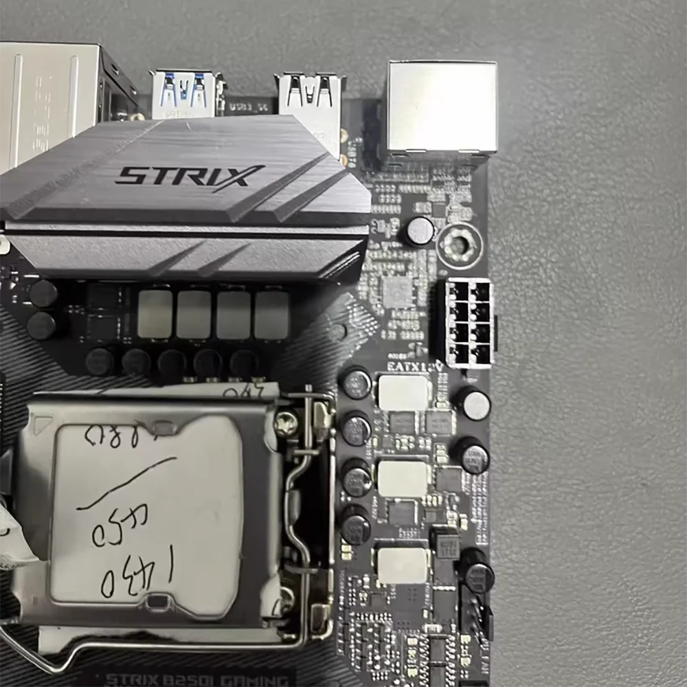 Материнская плата ROG Strix B250I Gaming ITX