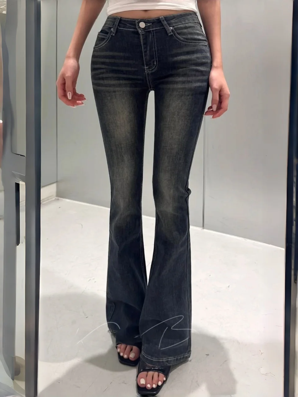 

Джинсы Slim Fit с высокой талией, сексуальные, из хлопка с эластаном, для весеннего сезона, с пуговицами, высокой эластичностью и эффектом подтяжки ягодиц