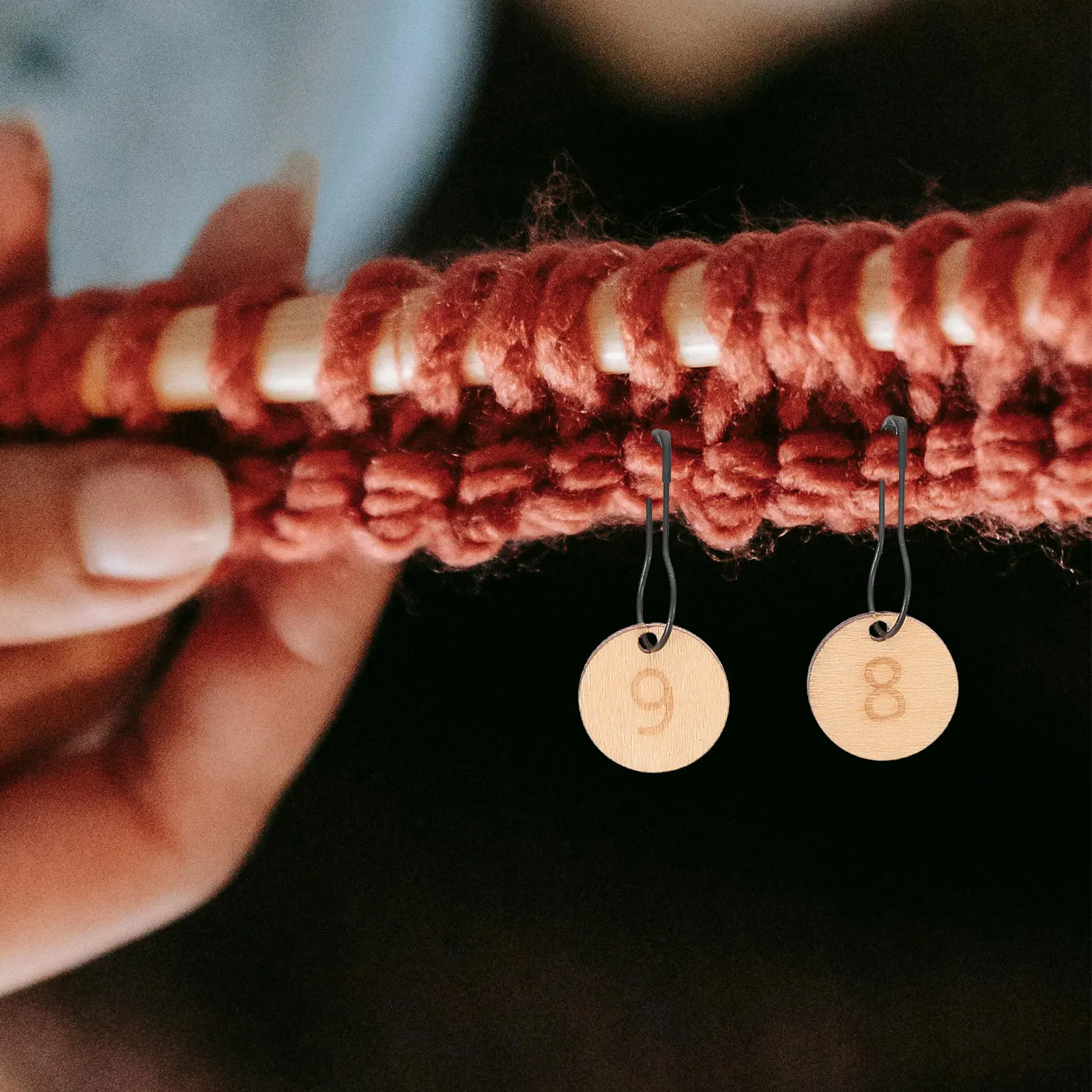 

10pcs Stitch Markers Handmade Crochet Accessories Circle Yarn Rings Carved Handmade Stitch Marker Set Numbered Knitting