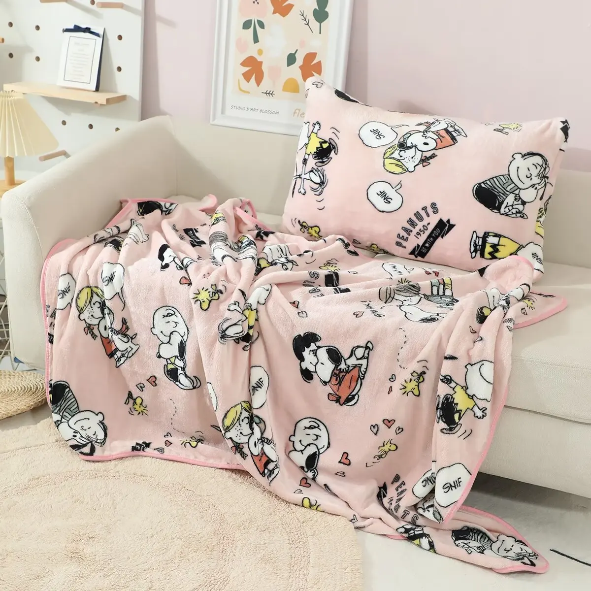 Cute Snoopy Blanket Cartoon Warm Flannel Blanket Pillowcase Japanese Style Pattern Printing Blanket Bedspread Bedroom Girl