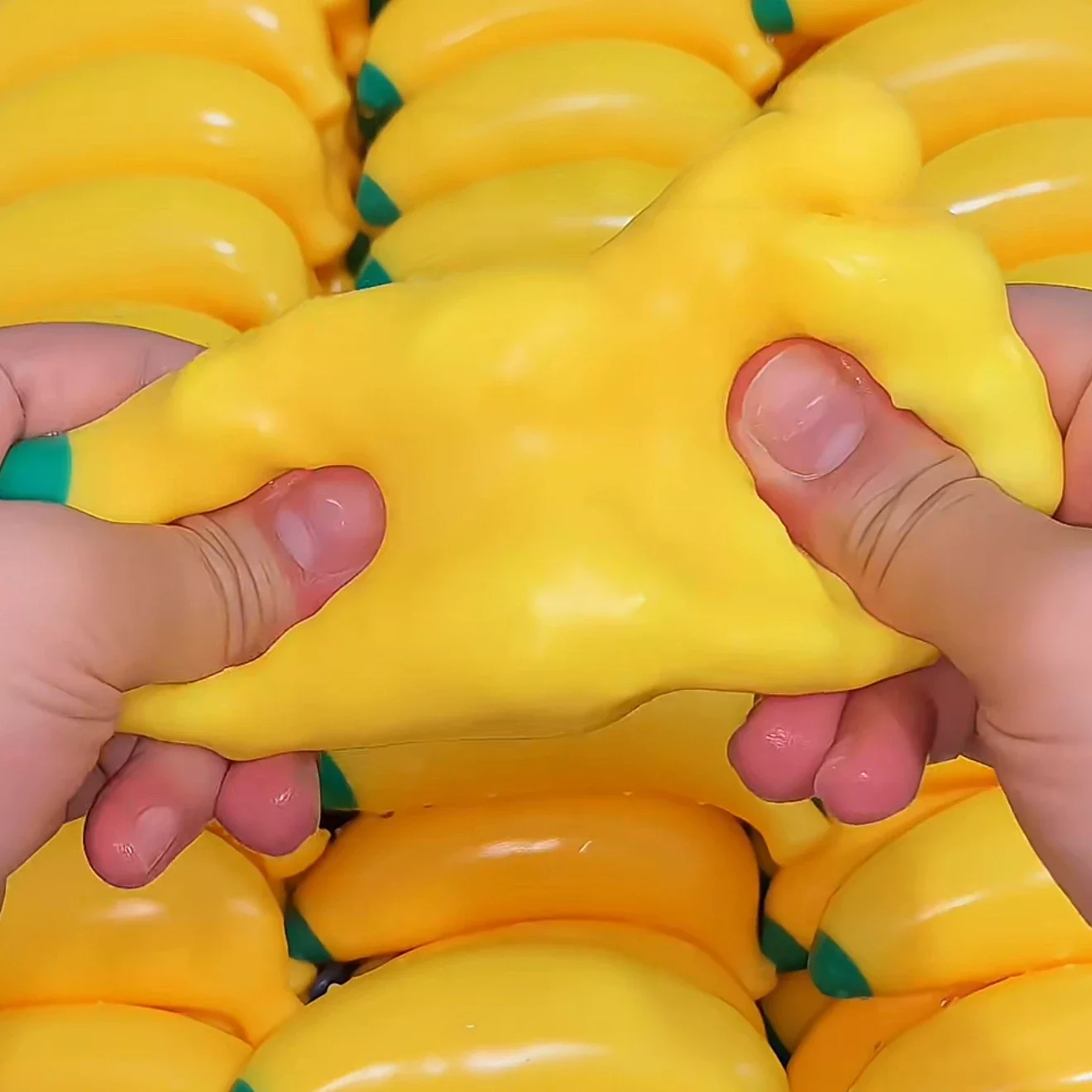 Knusprige, weiche Bananen-Quetschspielzeuge, weiche, simulierte Lebensmittel, Anti-Stress-Fidget-Spielzeuge, langsam zurückfedernd, Stressabbau-Spielzeug – Detail 2