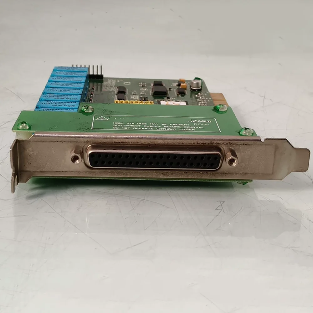 The 8-channel Relay Output Card PISO-P8R8