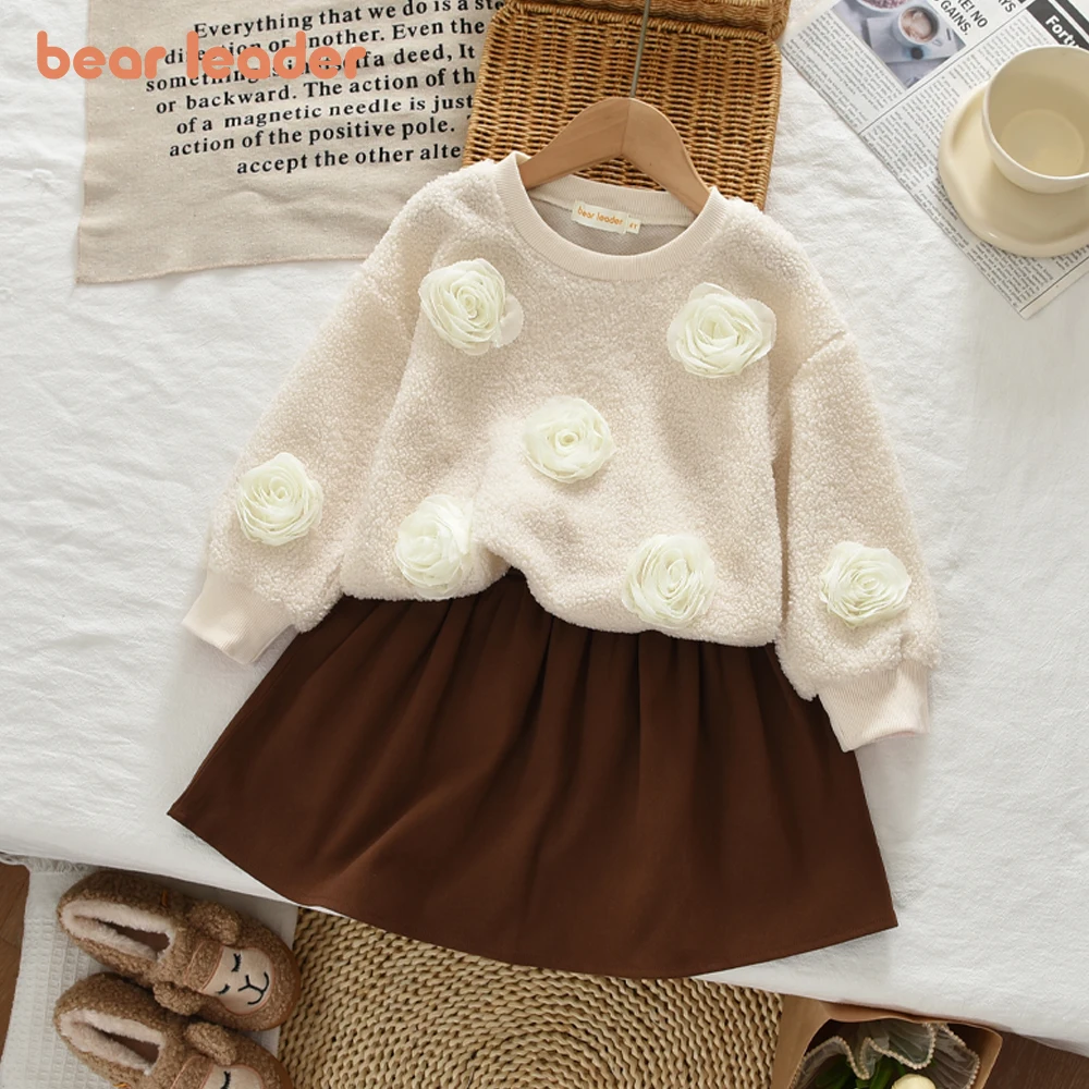 Bear Leader 3-7 Years Old Long Sleeved Girls Clothes Korean Version Autumn/Winter Beige Teddy Velvet 3D Flower Top+Brown Skirt