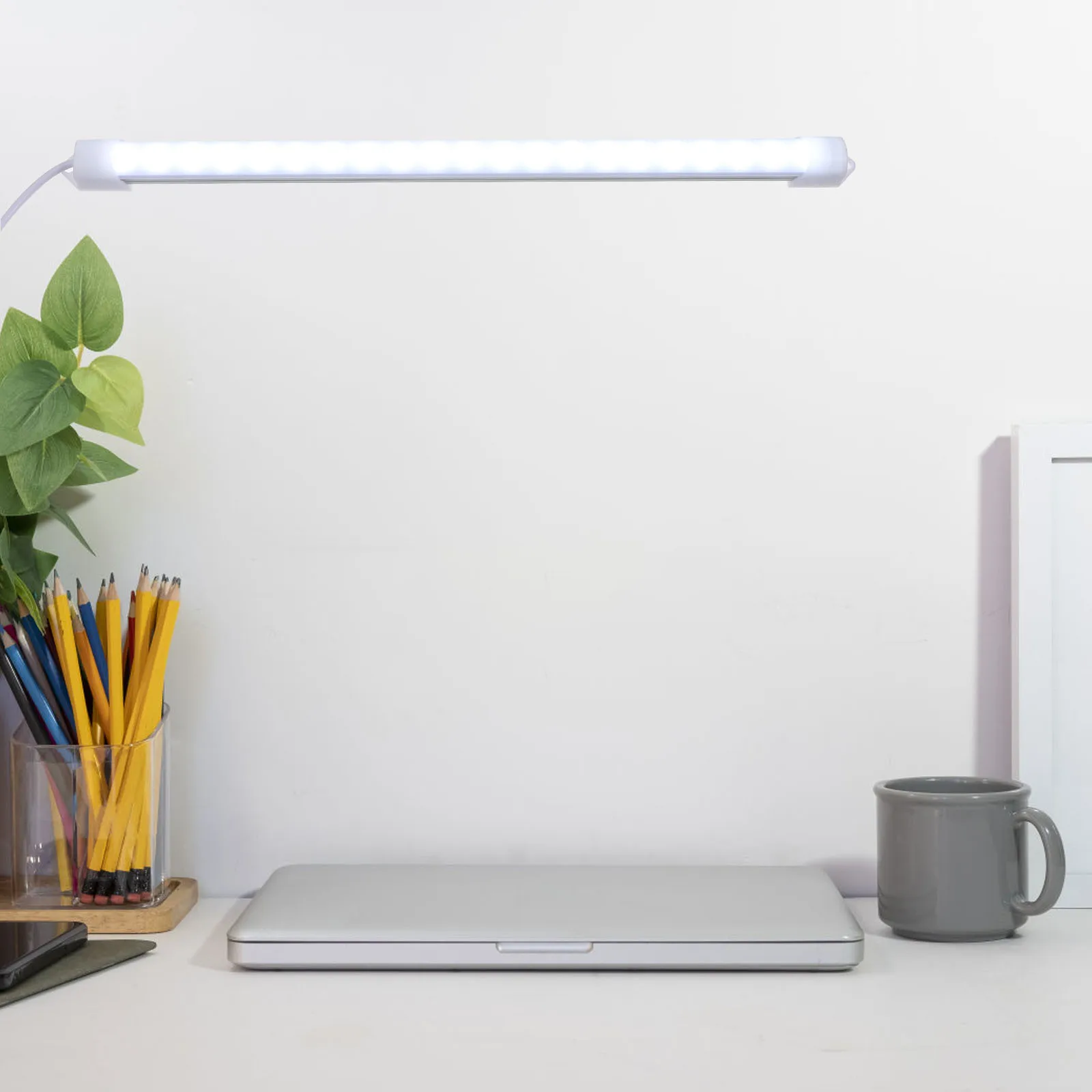 18 smd 2835 leds criativo lâmpada de mesa cuidados com os olhos luz leitura usb tira led para armário prateleira escritório estudo quarto iluminação usb led