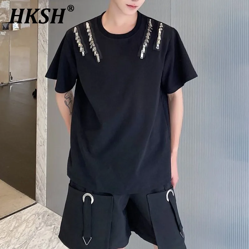 

HKSH Metal Zipper Shoulder Pad Short Sleeve Men Tide Punk Summer New Vintage Dark Niche Design Tees Tech Stylish T-shirts HK4725