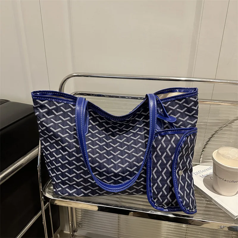 

​​Botanical Mommy Tote Bag Women Detachable Mini Purse Large Capacity Shoulder Crossbody Vintage Print Commuter Chic​​ 2026