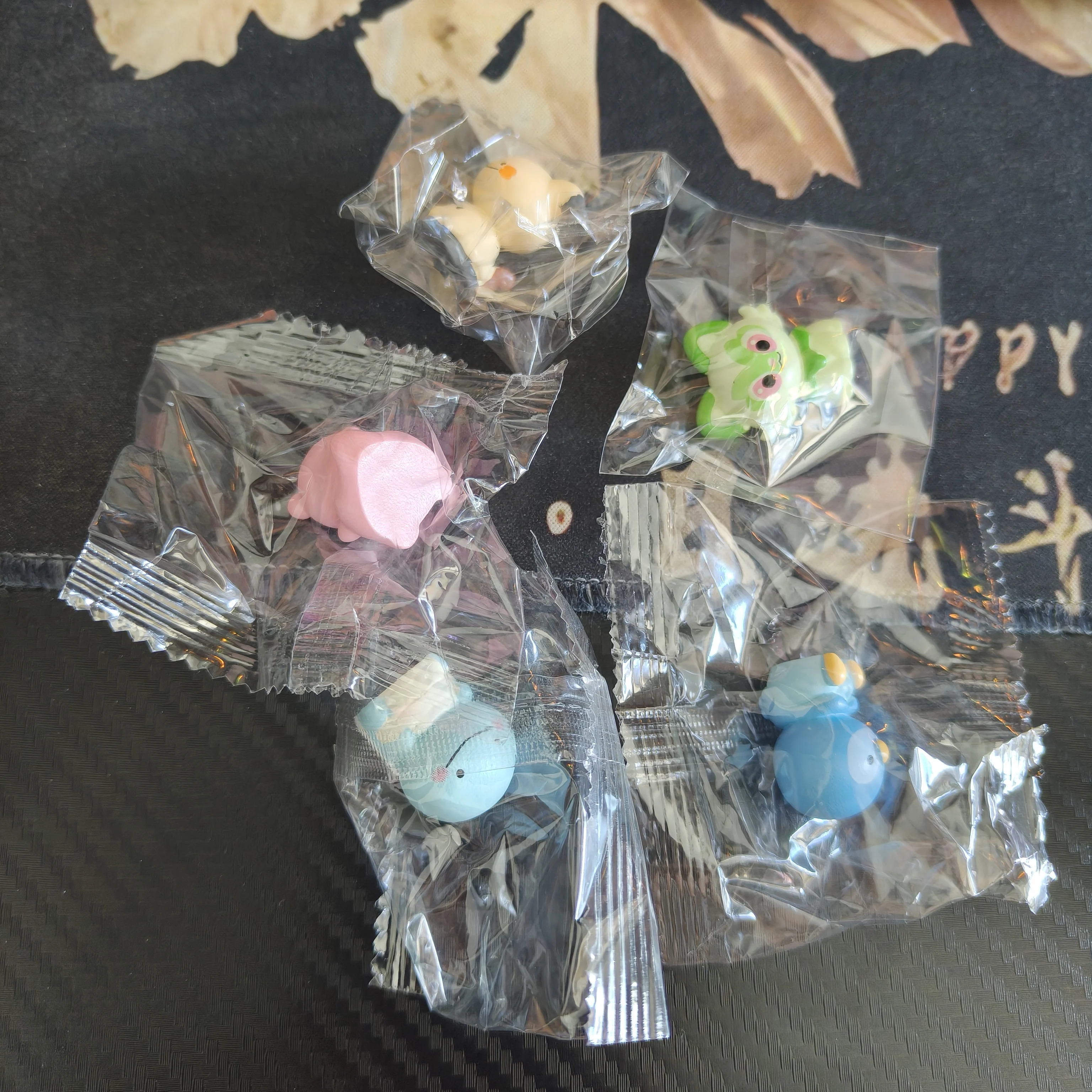 6 Stück/Set Anime-Figuren, Taschenmonster, niedliche Modelle, Tischdekoration, Sammlerstücke, Geburtstagsgeschenk, Spielzeug. – Detail 8