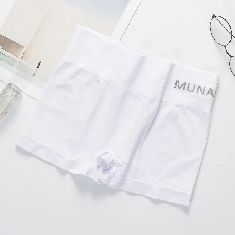 AQK-JM-WHITE-1PC