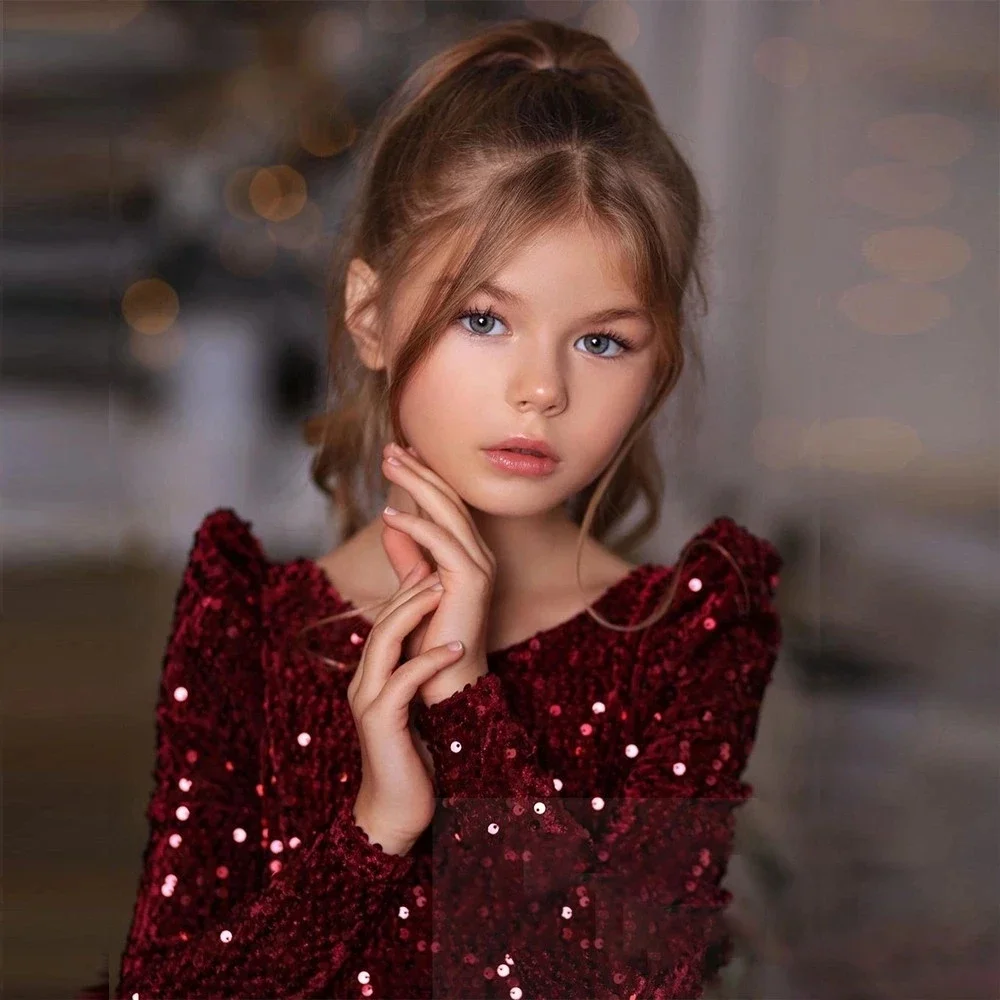 Delicate Burgundy Flower Girl Dress Long Sleeves Round Neck Sequin Clip Tulle Princess Party Birthday First Communion Dresses