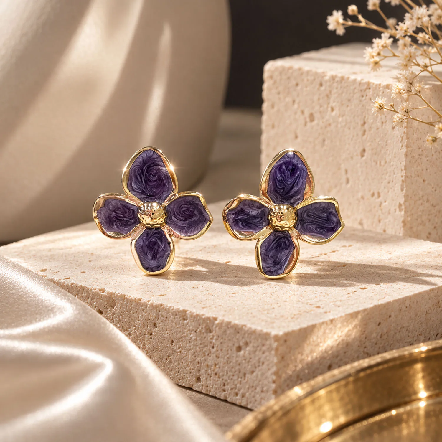 Fashion Swirl Pattern Flower Stud Earrings Decorative Statement Ear Ornaments for Ladies Banquet Formal Accessories