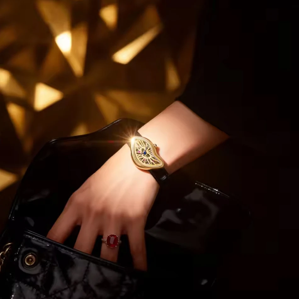 Bohemian Chic Skeleton Quartz Watch Unique Melting Design Gold Watch Tone Great for Daily Commute & Weekend Outings