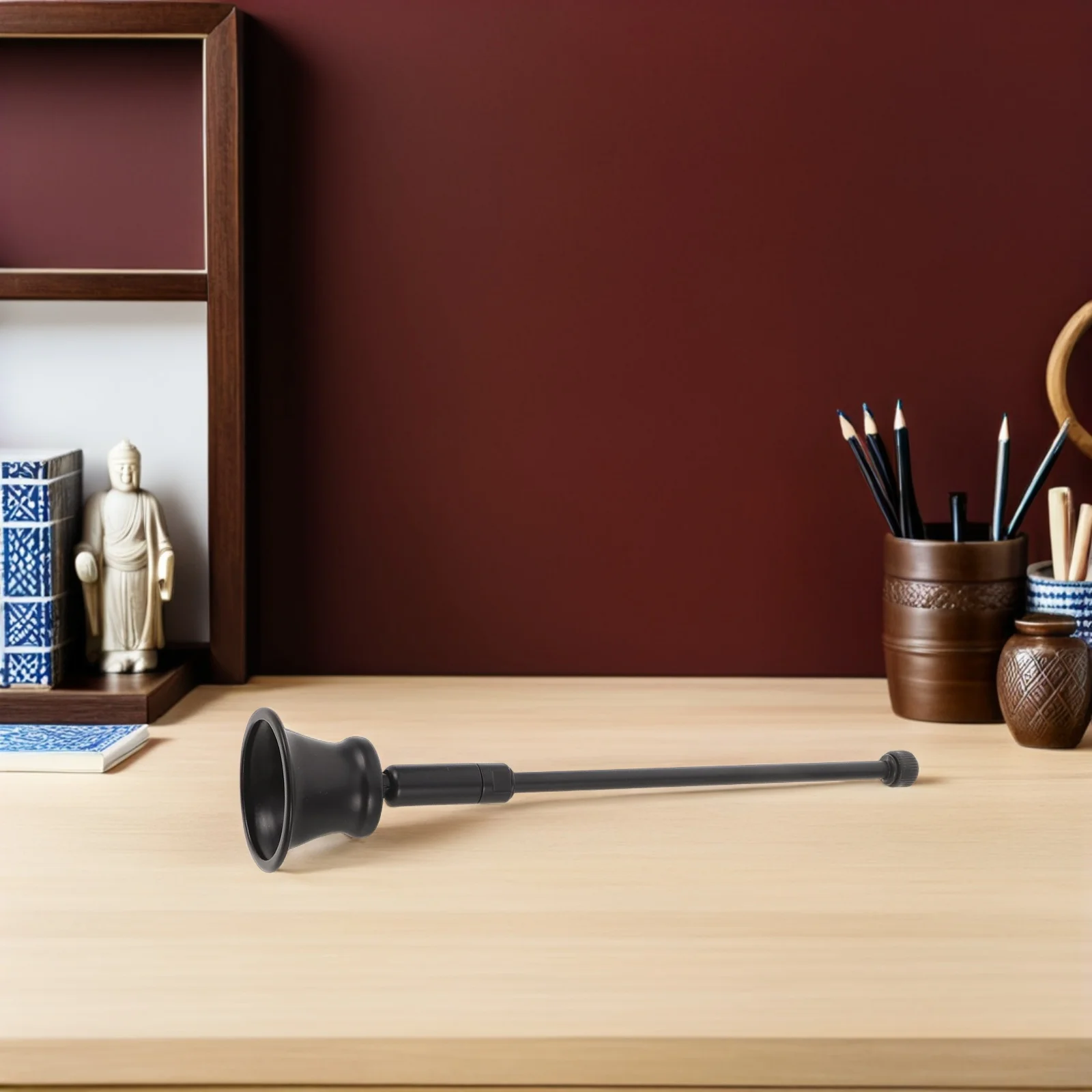 

6.5 Inch Long Handle Wick Flame Snuffer Retro Metal Extinguisher for Safe Extinguishing Home Decor Black