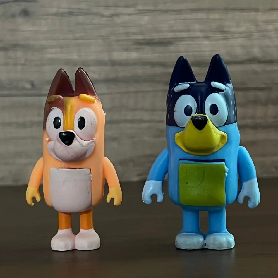 4 قطعة شخصيات Bluey لطيف الكلب اللصوص الفلفل الحار البنغو كلوي أنيمي عمل الشكل المفاصل المنقولة نموذج الدمى الحلي الاطفال اللعب الهدايا