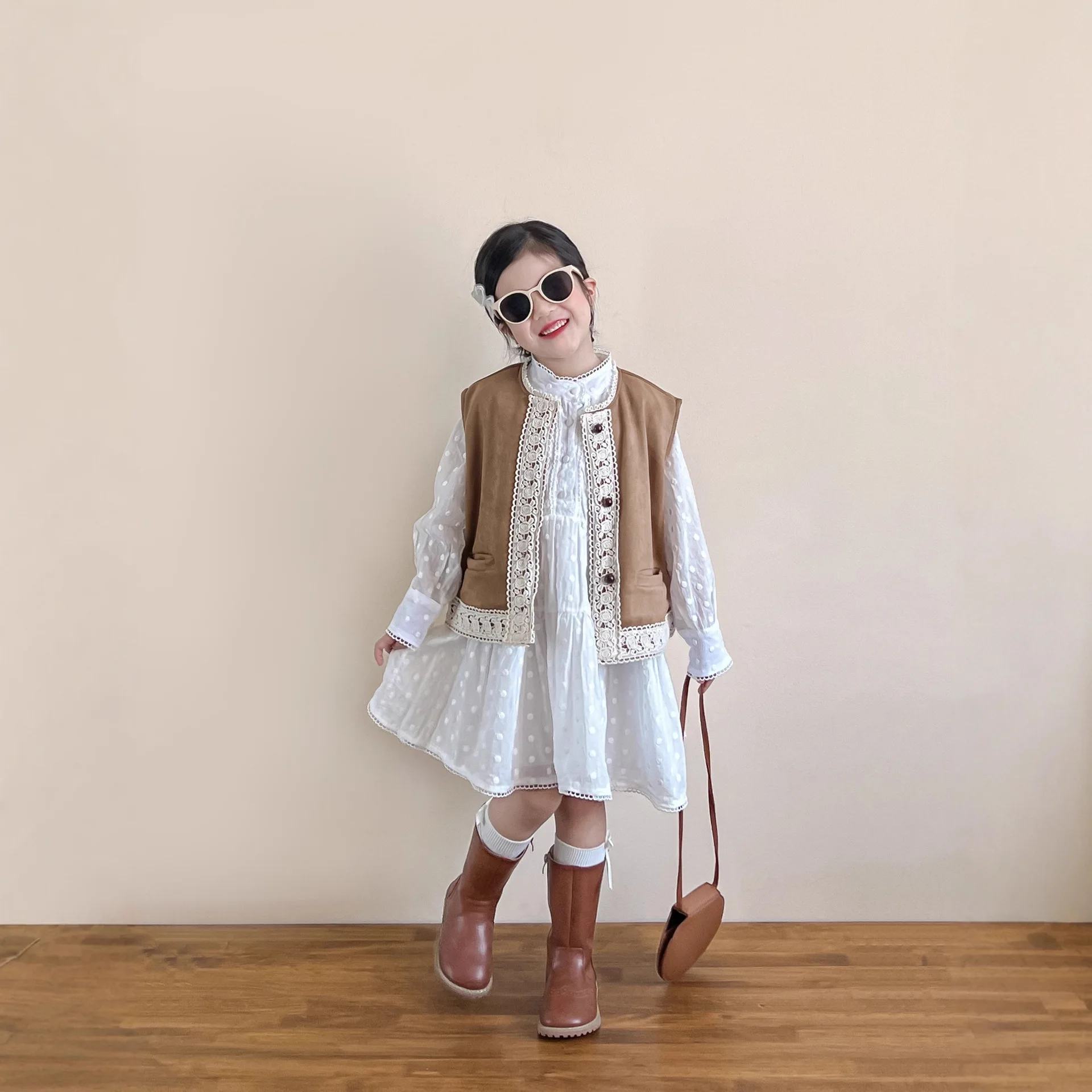 

Girls Autumn Prairie Suede Vest Bohemian Travel Wear Wind Lace Vest White Dress Fashion Vacation Casual Dress