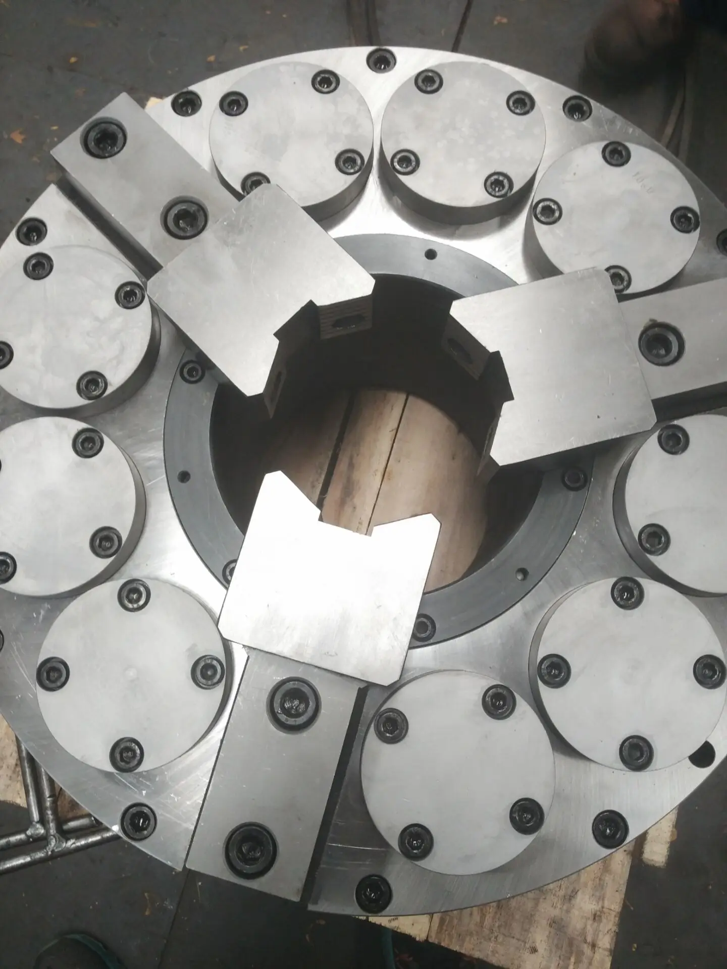 K58550 3-Backen-Luftfutter für STC1835 und CKG20 CNC-Rohrgewindedrehmaschine