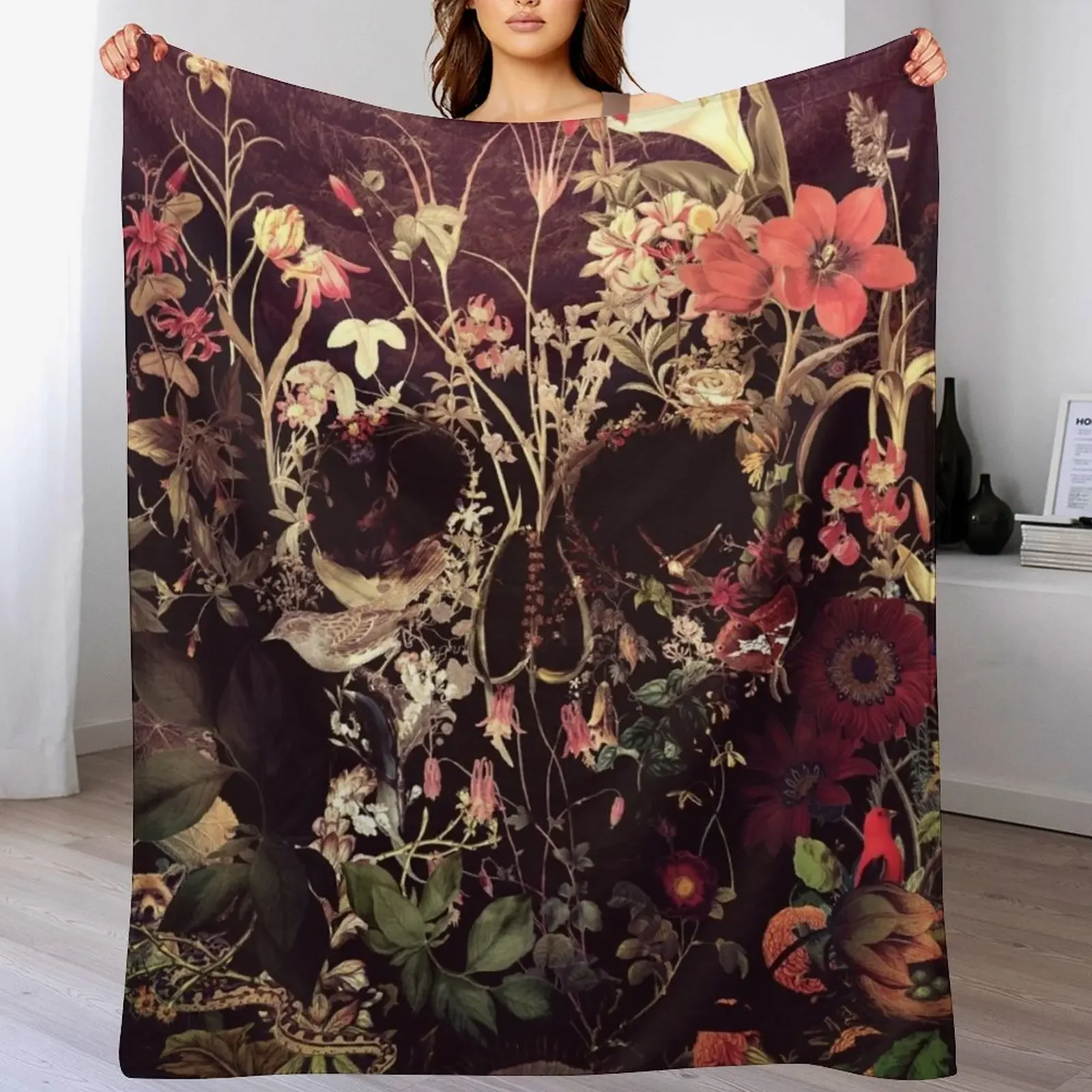 

Bloom Skull Throw Blanket Luxury Decoratives Designers Soft Blankets