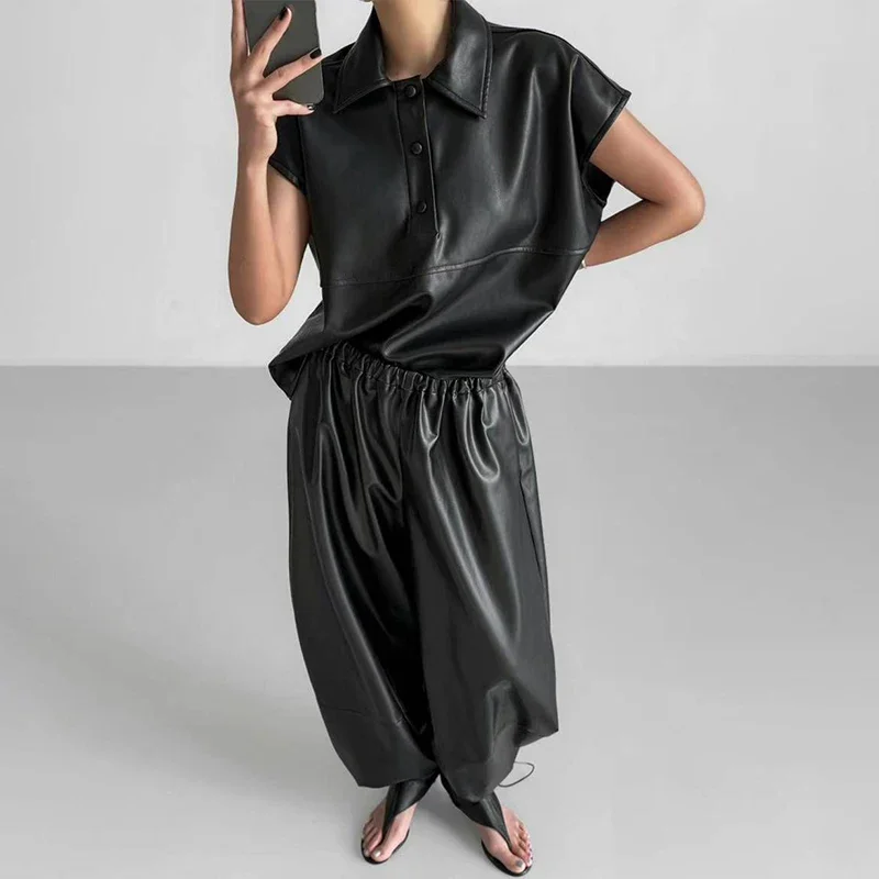 กางเกงบลูมเมอร์หนัง PU ทรงหลวมสำหรับผู้หญิง สไตล์ลำลองแบบ High Street กางเกงรูดเชือกสำหรับงานปาร์ตี้ คลับ  คอลเลคชั่นใหม่สำหรับฤดูใบไม้ร่วง