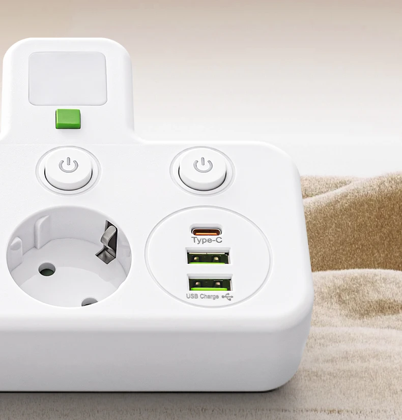 EU-Stecker-Steckdosenleisten. Zwei Spezifikationen mit oder ohne USB-Typ-C-Anschluss. Wandladegerät für das Heimbüro – Detail 20