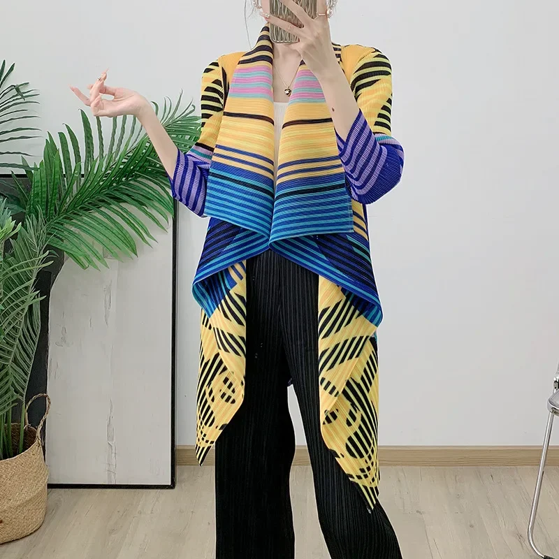 Pleats Pleated Fashion Jacket Cardigan 2024 Fall New Women Plaid Print A Shape Loose Small Lapel Pressed Pleated Jacket Clothing