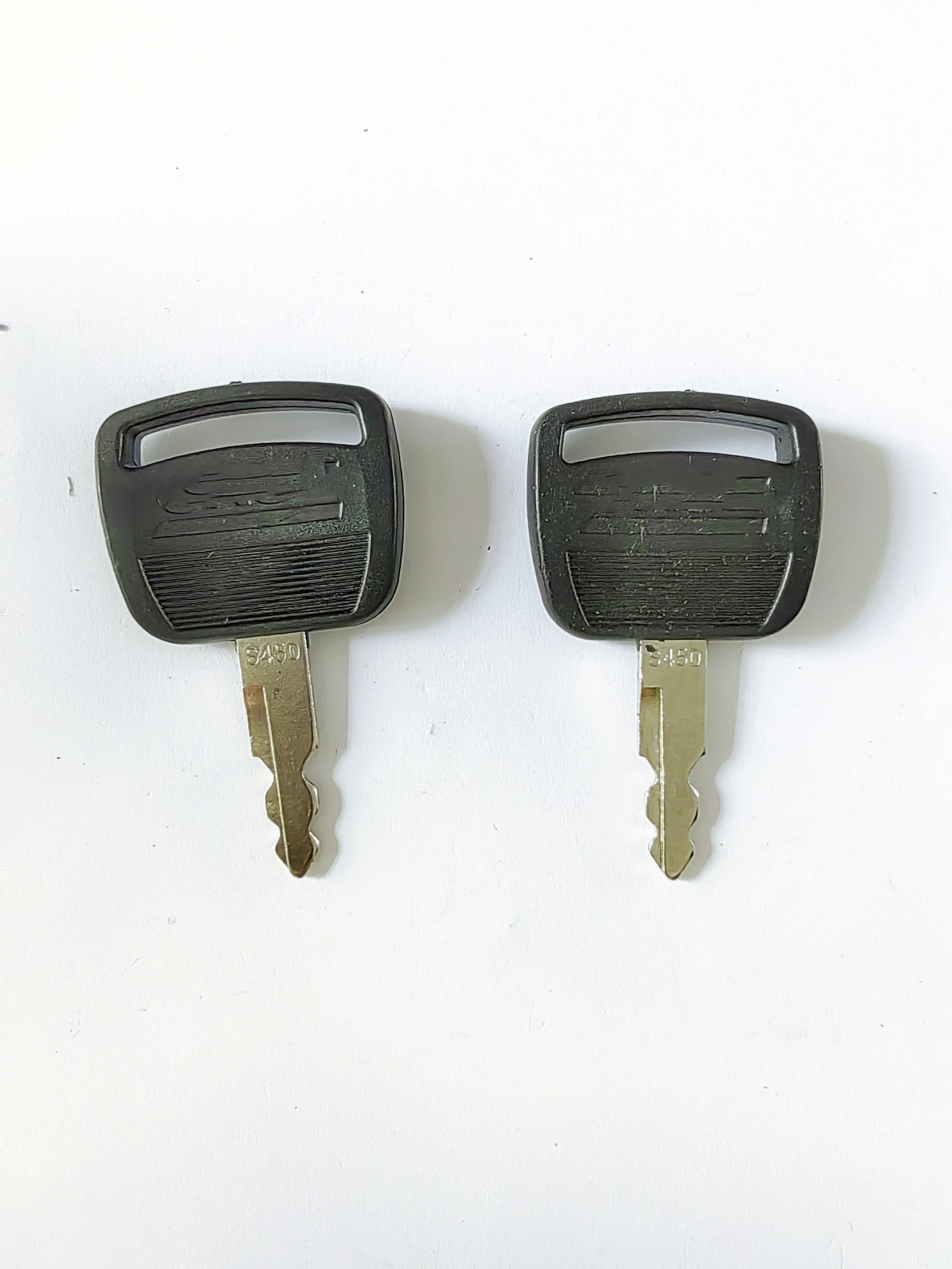 2 PCS S450 Key Ignition Key For Case Linkbelt Excavator 210 220 240 300 360 470