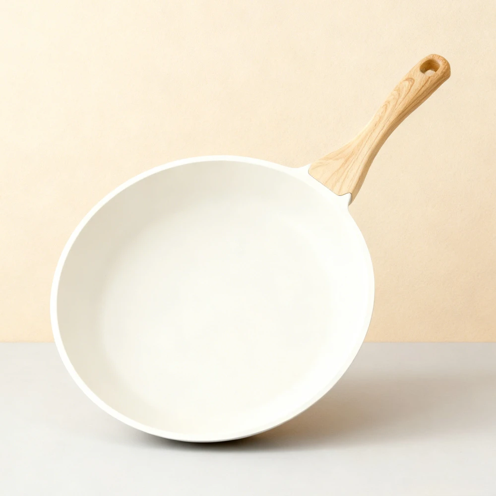 

28cm Frying Pan with Wooden Handle Induction Compatible Cookware for All Stovetops Kitchen Cooking Omelet Steak Pan for Home