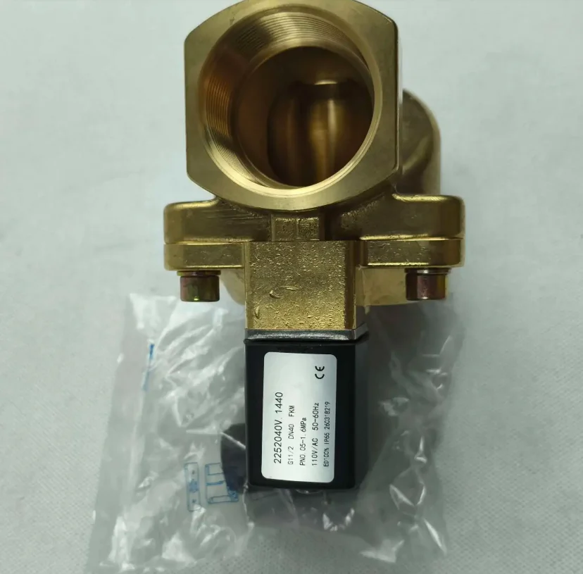 

2026 Atlas: Высококачественные металлические запасные части SC8210G056 для воздушных компрессоров, промышленные комплектующие для компрессоров, электромагнитный клапан